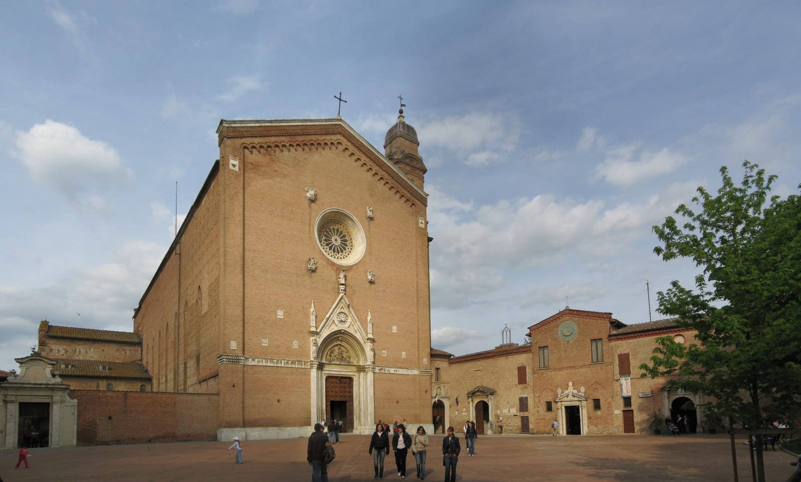 The Incorrupt Hosts of Siena